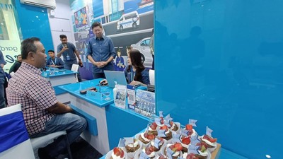 Rayakan Harpelnas dengan Kenalkan Layanan 24 Jam Berbasis WhatsApp