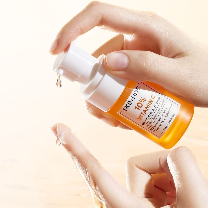 Rekomendasi serum vitamin C dari Skintific Indonesia.