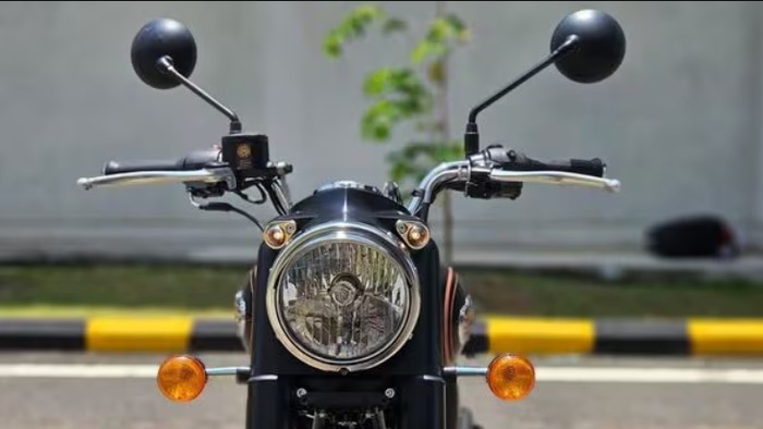 Royal Enfield Bullet 350. Royal Enfield Bullet 350.