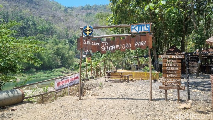 Suasana di Selopamioro Adventure Park di Kalurahan Selopamioro, Kapanewon Imogiri, Kabupaten Bantul, Selasa (5/9/2023). Objek wisata air ini ditutup sementara buntut peristiwa dua pengunjung tewas tenggelam.