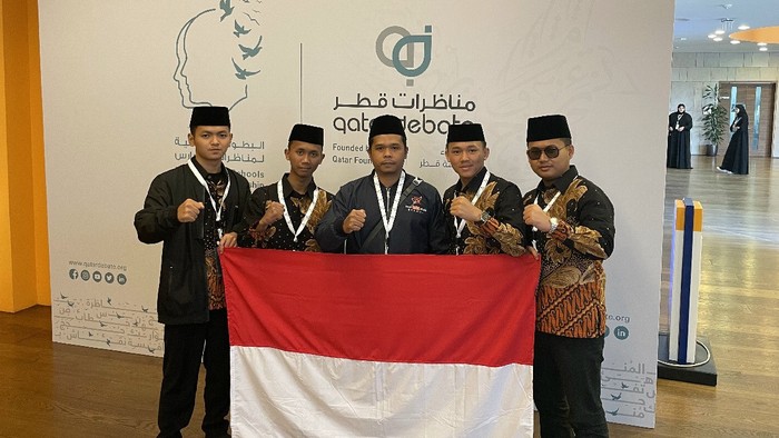 Tim Indonesia Juara Debat Bahasa Arab Internasional