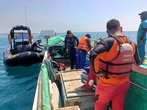 Perahu Dihantam Gelombang, 1 Nelayan di Bima Hilang