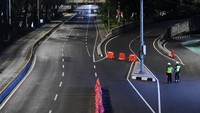 Jalan Sudirman ditutup karena ada Gala Dinner KTT ASEAN di Hutan Kota GBK, Jakarta  
