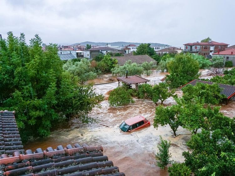 Banjir Dahsyat Terjang Yunani, 1 Orang Tewas Tertimpa Tembok Roboh