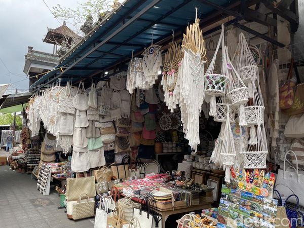 Terpikat Unik dan Cantik Pasar Seni Ubud