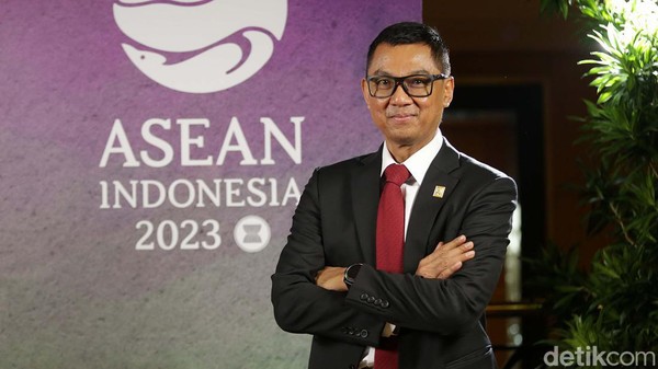 Bos PLN Beberkan Strategi Pangkas Emisi