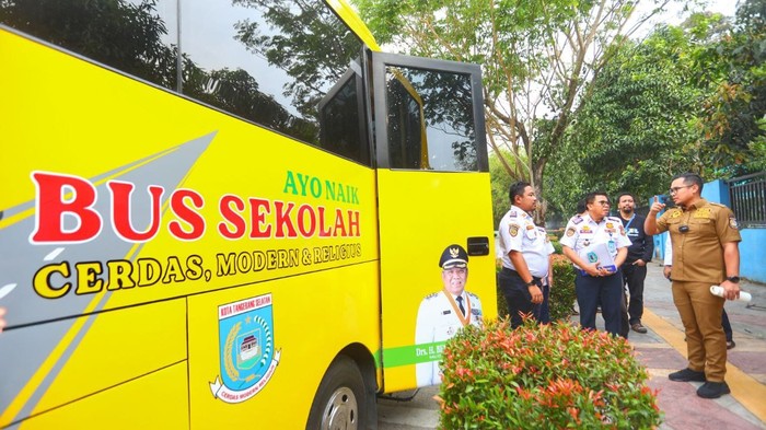 Bus sekolah gratis Pemkot Tangsel
