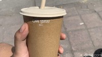 Tempat ini menggunakan konsep sustainable. Mereka menggunakan produk zero waste jadi cocok banget bagi kalian nih traveler eco friendly.
