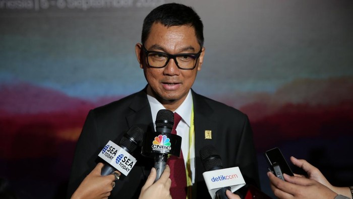 Direktur Utama PLN Darmawan Prasodjo