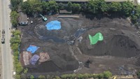 Dinas Lingkungan Hidup DKI Jakarta memberikan sanksi penghentian paksa aktivitas usaha perusahaan pergudangan dan penyimpanan (stockpile) batu bara di tempat tersebut. 
