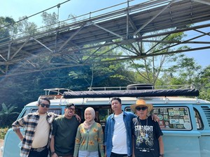 Dodit Mulyanto Bentuk Grup Musik, Gaet Ebel, Dustin Tiffani, dan Alma Jadi Member