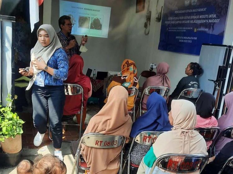 Dosen Unindra PGRI Sosialisasikan Budidaya Maggot Berbasis Aplikasi