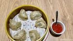 Yummy! Gurih Uni Chicken Momo dan Manchurian Gobi ala India dan China