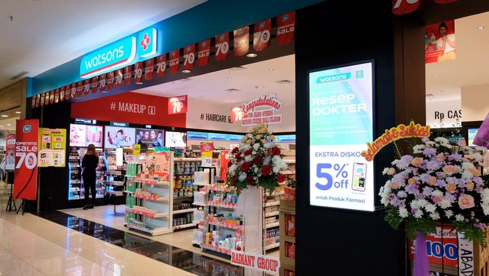 Watsons sebagai leading health and beauty retail yang telah bertahun-tahun berkecimpung di bidang kesehatan dan kecantikan terus melebarkan pasarnya.