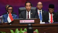 Jokowi mengatakan Asia Tenggara diprediksi menjadi urat nadi perdagangan internasional pada 2045. Media Center KTT ASEAN 2023/M Agung Rajasa.  