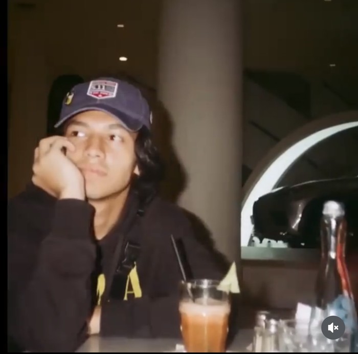 Keseruan Jefri Nichol Saat Makan Bareng Caitlin Halderman hingga Joe Taslim
