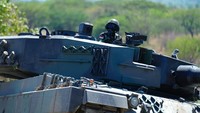 Adapun materi yang diaplikasikan pada latihan ini adalah bagaimana cara mengatasi gangguan pada saat sedang melaksanakan patroli. (Foto: Istimewa/dok. TNI AD)