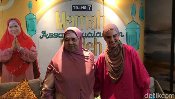 Mamah Dedeh dan Nycta Gina akan hadir di Trans 7