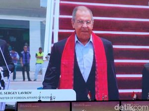 Momen Tito Karnavian Sambut Kedatangan Menlu Rusia di Soetta