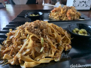 Nikmatnya Mi Tarempa di Medan, Taburan Ikan Tuna Buat Cita Rasa Makin Lezat