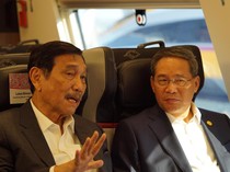 Bocoran dari Luhut: Kereta Cepat Nyambung ke Surabaya Mau Digarap China
