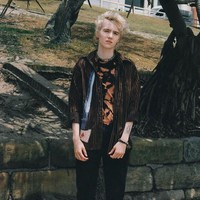 Morgan Davies terlahir berjenis kelamin perempuan, namun ketika usianya 13 tahun memutuskan untuk jadi transgender. Saat itu hanya ibu dan seorang teman dekatnya yang tahu. Foto: Dok. Netflix, Instagram/@morganlogoff