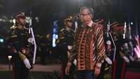 Presiden Bangladesh Mohammed Shahabuddin juga sudah tiba di lokasi Gala Dinner KTT ke-43 ASEAN. Media Center KTT ASEAN 2023/Afriadi Hikmal.