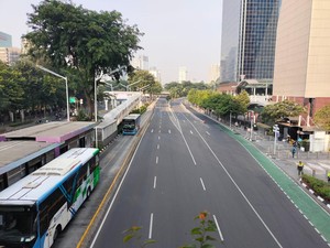 Penampakan Jalan Sudirman Kosong Saat KTT ASEAN di Jakarta
