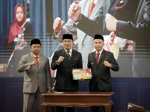 Jadi Pj Gubernur Jabar, Bey Machmudin Dapat Pesan Ini dari Jokowi-RK