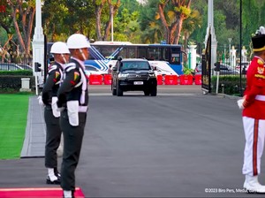 Bukan Mobil Listrik, PM Kanada dan PM Jepang Dijemput Mobil Ini di Bandara Soetta