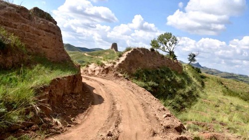 View of a dirt road passing through a damaged section of the Great Wall of China, in Youyu County, Shuozhou City, Shanxi Province, China, in this still image released on August 31, 2023.    Youyu County Public Security Bureau/Handout via REUTERS   ATTENTION EDITORS -  THIS IMAGE HAS BEEN SUPPLIED BY A THIRD PARTY. NO RESALES. NO ARCHIVES. MANDATORY CREDIT.     TPX IMAGES OF THE DAY