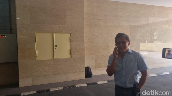 Rocky Gerung penuhi panggilan Bareskirm