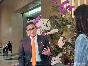 Sandiaga Ingin Lebih Banyak Penerbangan Internasional Langsung ke Indonesia