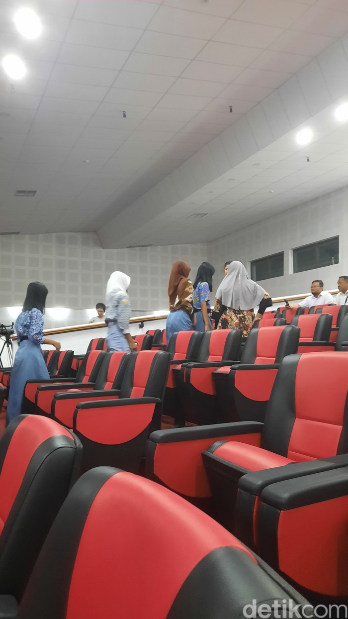 SMM/SMK 2 Kasihan Yogya nobar Putri Ariani di AGT 2023 SMM/SMK 2 Kasihan Yogya nobar Putri Ariani di AGT 2023