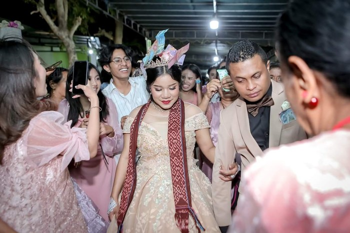 Tarian Kosu merupakan tarian yang berasal dari suku Amarasi, Kabupaten Kupang, NTT. (Dok. Anastasya Evlynda Berek)