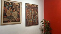 Barang-barang tersebut merupakan koleksi asli dan sisa-sisa usaha pemilik yang dulunya merupakan arsitek.   