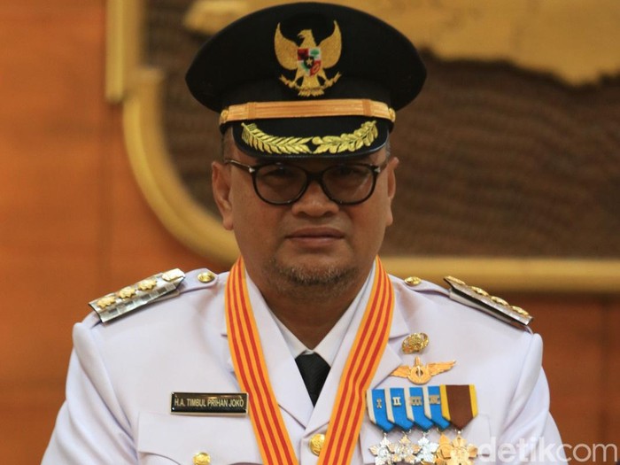Timbil Prihanjoko dilantik sebagai Bupati Probolinggo