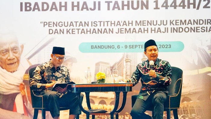 Direktur Jenderal Penyelenggaraan Haji dan Umrah Hilman Latief akan coret penyedia katering di Arab Saudi jika tak gunakan produk Indonesia tahun 2024.