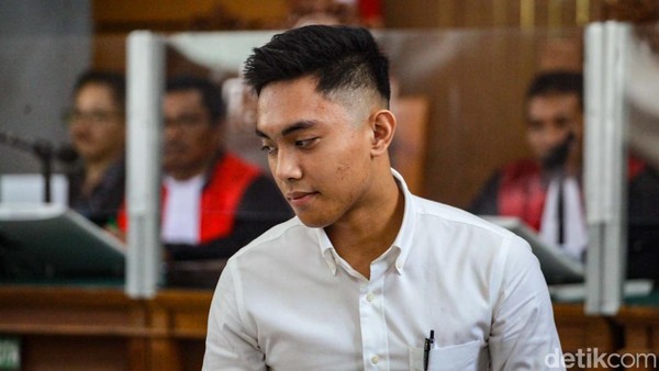 Ekspresi Mario Dandy saat Divonis 12 Tahun Penjara