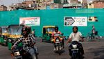 Jelang KTT G20, Kawasan Kumuh di New Delhi Ditutupi Kain