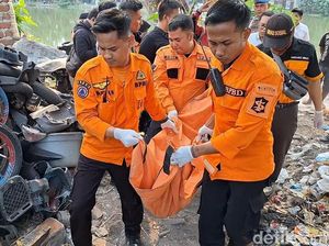 Bocah Diduga Autis Ditemukan Tewas Mengambang di Kali Surabaya