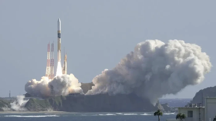 Jepang Luncurkan Roket H-IIA ke Bulan
