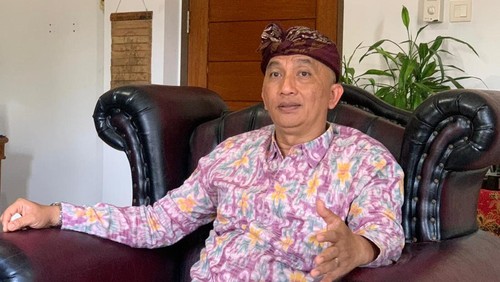 Kepala Dinas Ketenagakerjaan dan ESDM Provinsi Bali Ida Bagus Setiawan saat ditemui di kantornya, Kamis (7/9/2023).