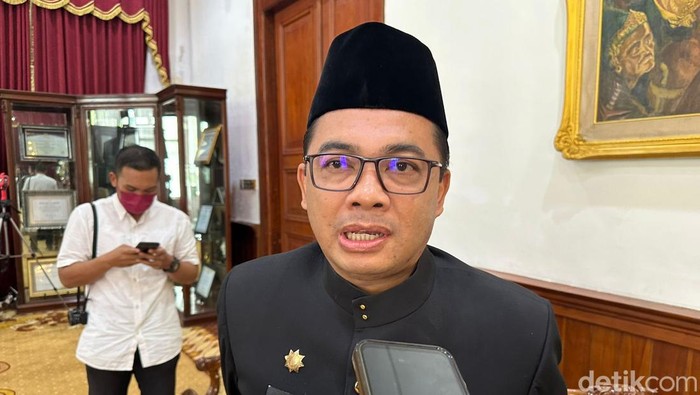 Kepala Bakesbangpol Jatim Eddy Supriyanto