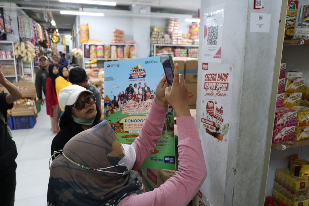 Keseruan PSR di Pasar Legi Ponorogo