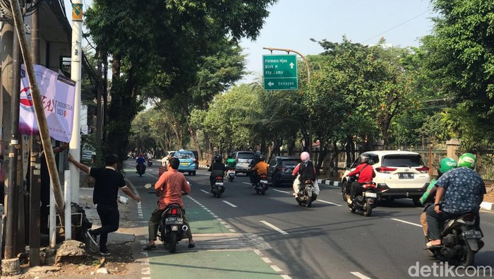 Kondisi lalu lintas di Palmerah, Jakbar, Kamis (7/9/2023)