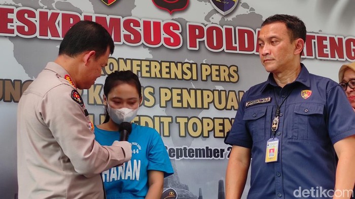 Konferensi pers kasus penipuan online dan kredit topengan di Mapolda Jateng, Kamis (7/9/2023).