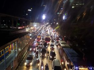 Jam Pulang Kerja, Sejumlah Titik di Jakarta Macet