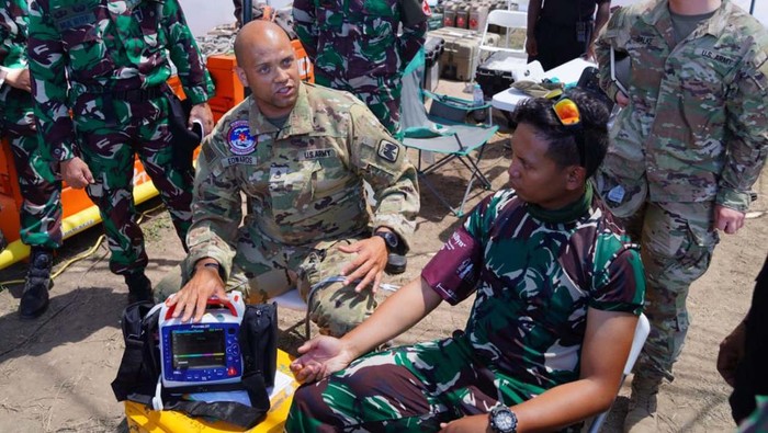 Prajurit TNI dan AS menggelar latihan Medical Exercise. Latihan ini bagian dari latihan bersama Super Garuda Shield (SGS) 2023.