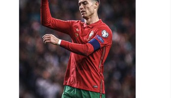 Ronaldo terakhir meraih Ballon dOr pada 2017 silam. Foto: Twitter